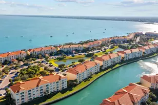 18 Harbour Isle Dr, Fort Pierce, FL 34949 - Photo 27