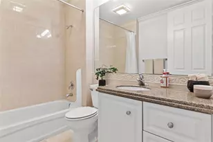 18 Harbour Isle Dr, Fort Pierce, FL 34949 - Photo 23