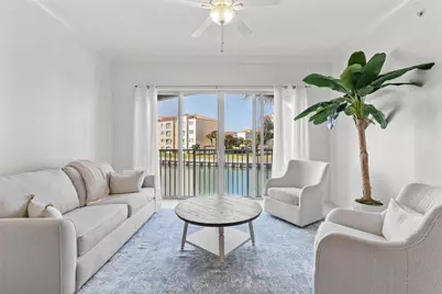 18 Harbour Isle Drive #203, Fort Pierce, FL 34949 - Photo 5