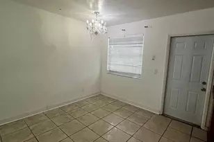 2780 NW 2nd St, Boynton Beach, FL 33435 - Photo 9