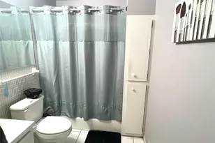 2191 NE 68th St, Fort Lauderdale, FL 33308 - Photo 5