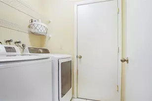 3099 Perriwinkle Cir, Davie, FL 33328 - Photo 25