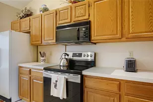 3099 Perriwinkle Cir, Davie, FL 33328 - Photo 17