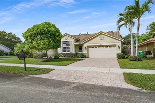 3099 Perriwinkle Cir, Davie, FL 33328 - Photo 1