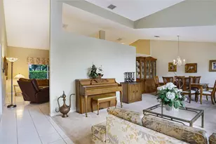 3099 Perriwinkle Cir, Davie, FL 33328 - Photo 7