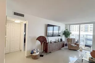 3140 S Ocean Dr, Hallandale Beach, FL 33009 - Photo 5