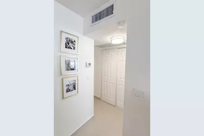 3140 S Ocean Drive, Hallandale Beach, FL 33009 - Photo 9