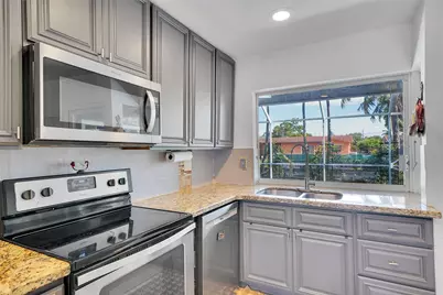 1736 NW 38th Street, Fort Lauderdale, FL 33309 - Photo 23