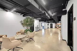 398 NE 5th St, Miami, FL 33132 - Photo 21