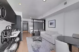 398 NE 5th St, Miami, FL 33132 - Photo 11