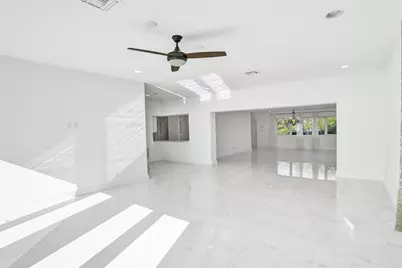 26 Cayuga Road, Sea Ranch Lakes, FL 33308 - Photo 13