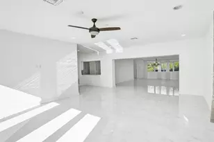 26 Cayuga Rd, Sea Ranch Lakes, FL 33308 - Photo 13