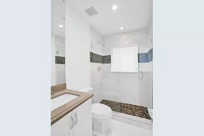 26 Cayuga Road, Sea Ranch Lakes, FL 33308 - Photo 21