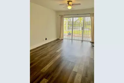 1372 Bayview Circle, Weston, FL 33326 - Photo 11