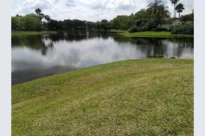 1372 Bayview Circle, Weston, FL 33326 - Photo 3