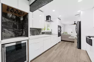 5721 SW 38th Ct, Davie, FL 33314 - Photo 13