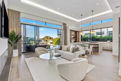 2221 NE 19th Street, Wilton Manors, FL 33305 - Photo 17