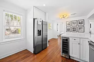 713 NE 17th Rd, Fort Lauderdale, FL 33304 - Photo 9