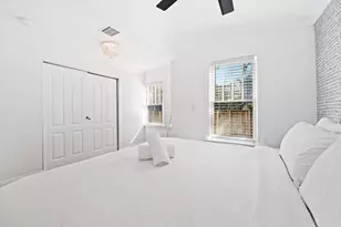 713 NE 17th Rd, Fort Lauderdale, FL 33304 - Photo 13