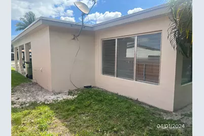 1055 Wyoming Avenue, Fort Lauderdale, FL 33312 - Photo 19