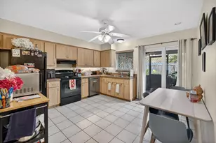 2608-2610 NE 10th Ave, Fort Lauderdale, FL 33334 - Photo 7