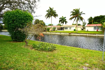 4314 NW 47th Street, Tamarac, FL 33319 - Photo 3