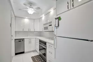 801 N Riverside Dr, Pompano Beach, FL 33062 - Photo 11