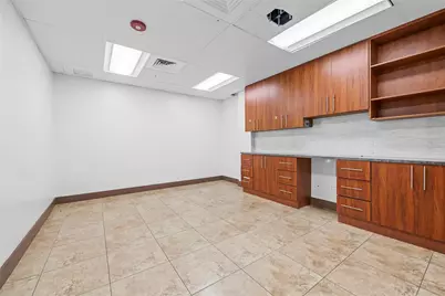 313 E Hallandale Beach Boulevard, Hallandale Beach, FL 33009 - Photo 9