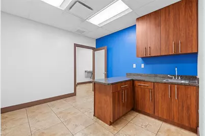 313 E Hallandale Beach Boulevard, Hallandale Beach, FL 33009 - Photo 17