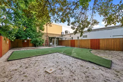 313 E Hallandale Beach Boulevard, Hallandale Beach, FL 33009 - Photo 23