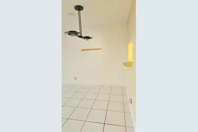 10467 S Sunrise Lakes Boulevard #310, Sunrise, FL 33322 - Photo 5