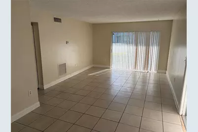 405 Executive Center Drive #113, West Palm Beach, FL 33401 - Photo 3