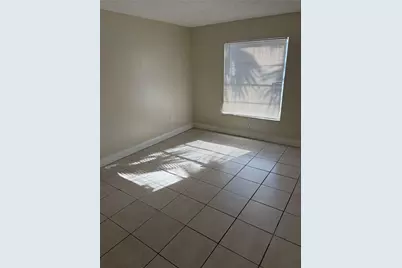 405 Executive Center Drive #113, West Palm Beach, FL 33401 - Photo 7