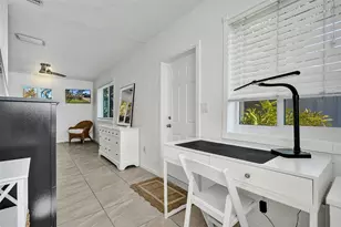 1528 NE 28th Dr, Wilton Manors, FL 33334 - Photo 15