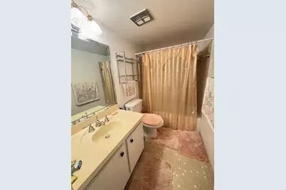 [Address not provided], North Lauderdale, FL 33068 - Photo 17