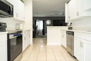 2710 NW 5th St, Pompano Beach, FL 33069 - Photo 11
