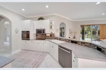 7099 NW 113th Avenue, Parkland, FL 33076 - Photo 17