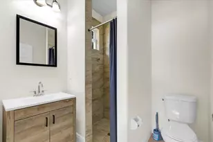 306 N 18th Ct, Fort Pierce, FL 34950 - Photo 7