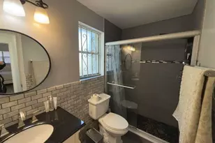 2200 Taylor St, Hollywood, FL 33020 - Photo 11