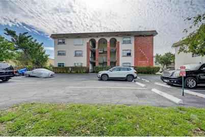 2200 Taylor Street #104, Hollywood, FL 33020 - Photo 17