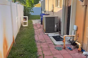 11901 NW 15th St, Pembroke Pines, FL 33026 - Photo 5