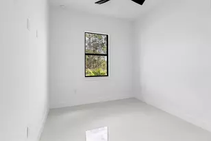 920 Anaconda Ave, Lehigh Acres, FL 33974 - Photo 9