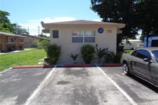 711 SW 9th St, Dania Beach, FL 33004 - Photo 1
