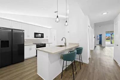 8245 NW 70th Street, Tamarac, FL 33321 - Photo 3