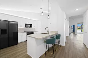 8245 NW 70th St, Tamarac, FL 33321 - Photo 3