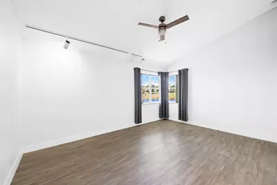 8245 NW 70th Street, Tamarac, FL 33321 - Photo 19