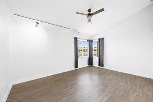 8245 NW 70th St, Tamarac, FL 33321 - Photo 19