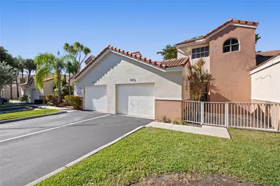 8245 NW 70th Street, Tamarac, FL 33321 - Photo 25