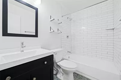 8245 NW 70th Street, Tamarac, FL 33321 - Photo 13