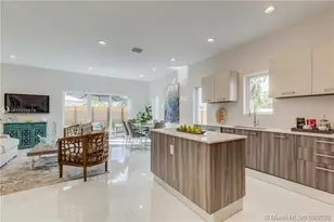 698 NE 43rd St, Fort Lauderdale, FL 33334 - Photo 9